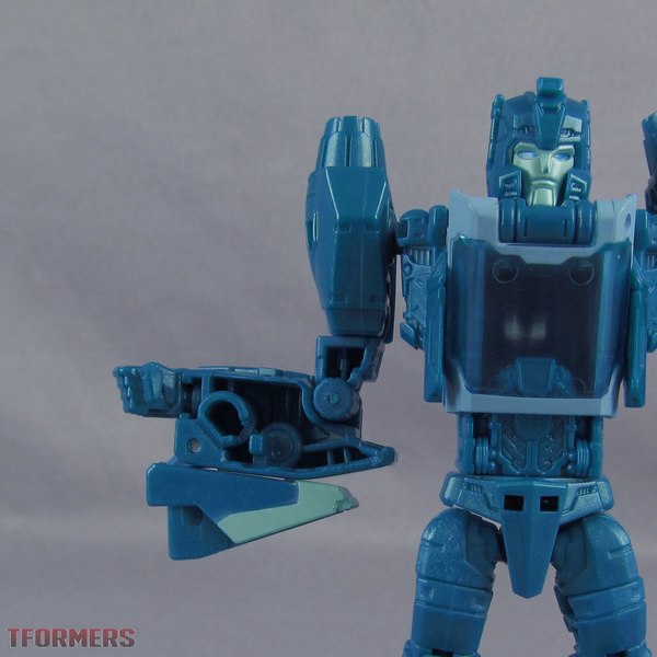 TFormers Titans Return Deluxe Blurr And Hyperfire Gallery 020 (20 of 115)